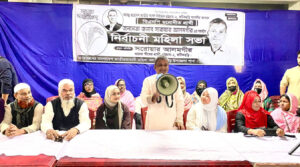 মেয়েকে নিয়ে প্রচারণায় সরওয়ার আলমগীর, ক্ষমতায় গেলে নারীদের উন্নয়নে কাজ করব