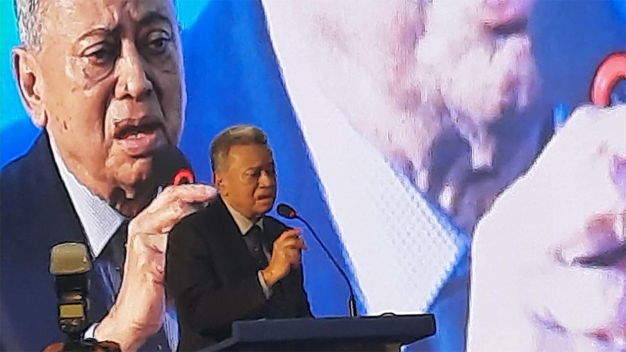 রাজনীতিবিদদের প্রতি আস্থা তৈরি করার দায়িত্ব রাজনীতিবিদদেরই : আমীর খসরু