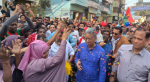 যারা শংকার সৃষ্টি করছে তারাই জনগণ থেকে বিচ্ছিন্ন হচ্ছে : আমির খসরু