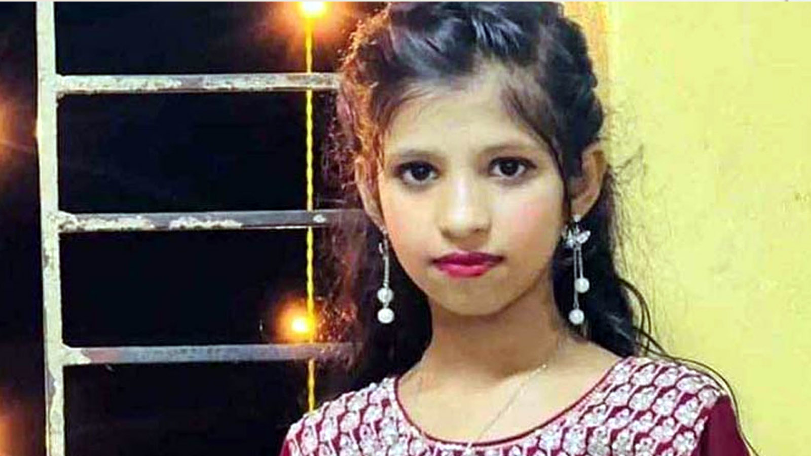 রৌফাবাদে চোখে গুলিবিদ্ধ শিশু রেশমী মারা গেছে