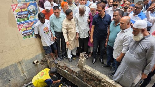 যত্রতত্র ময়লা আবর্জনা ফেললে কঠোর ব্যবস্থা নেওয়া হবে : মেয়র ডা. শাহাদাত